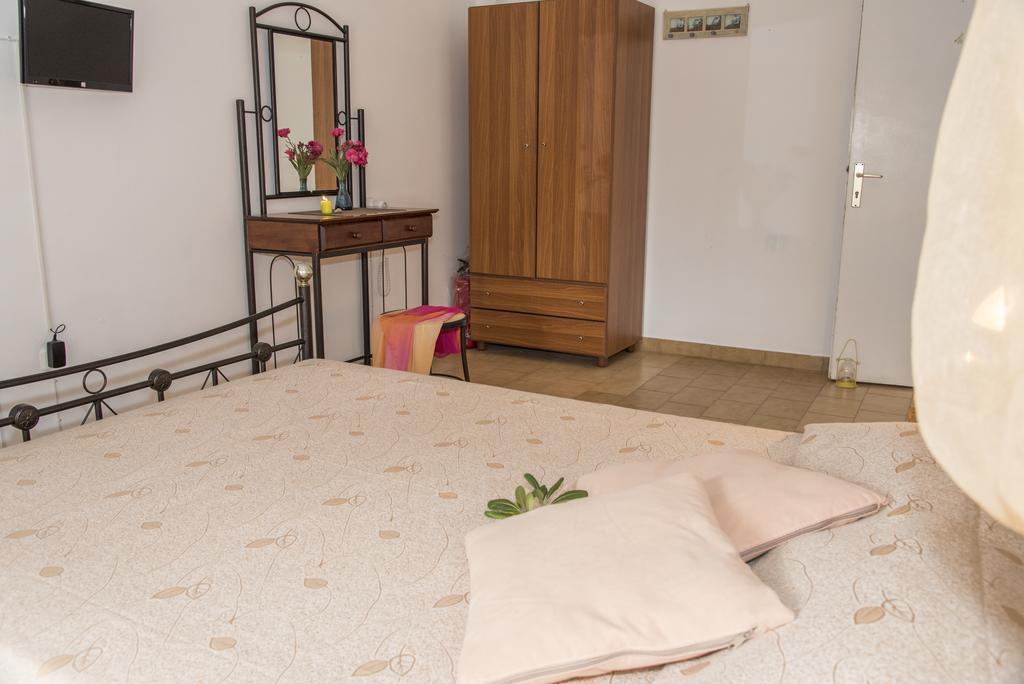 Elena Apartments Pollonia Zewnętrze zdjęcie